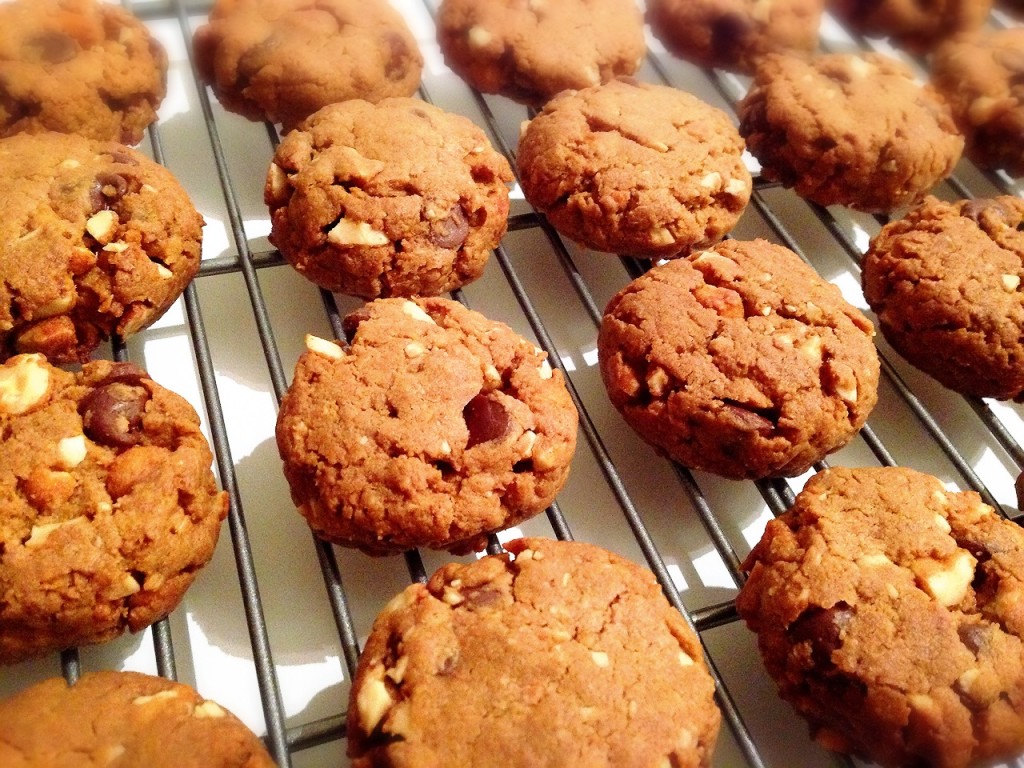 無麵粉無奶油的花生巧克力餅乾只要十分鐘！