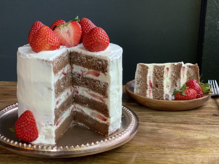 甜點｜草莓巧克力戚風蛋糕